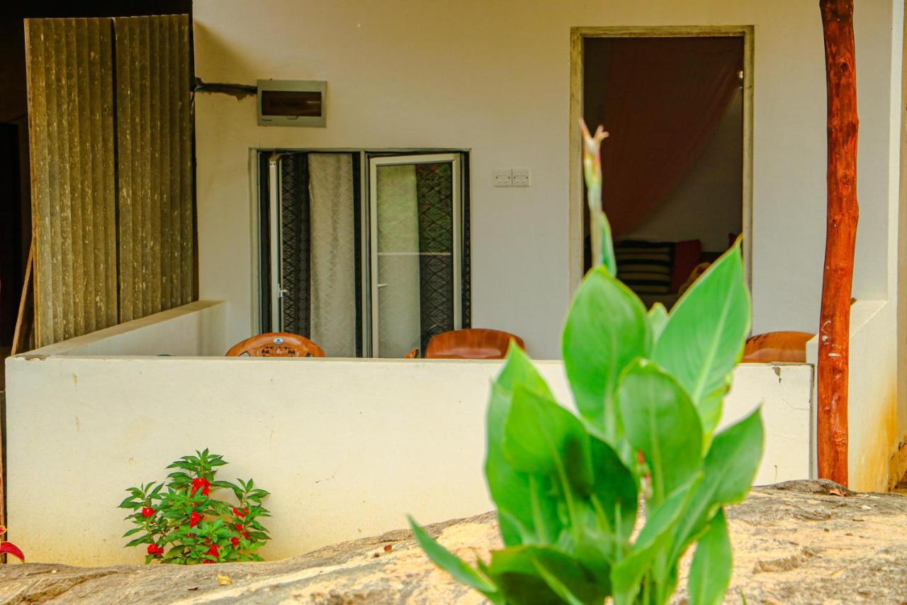 Sigiri Gayani Home Stay سيغيرِيا المظهر الخارجي الصورة
