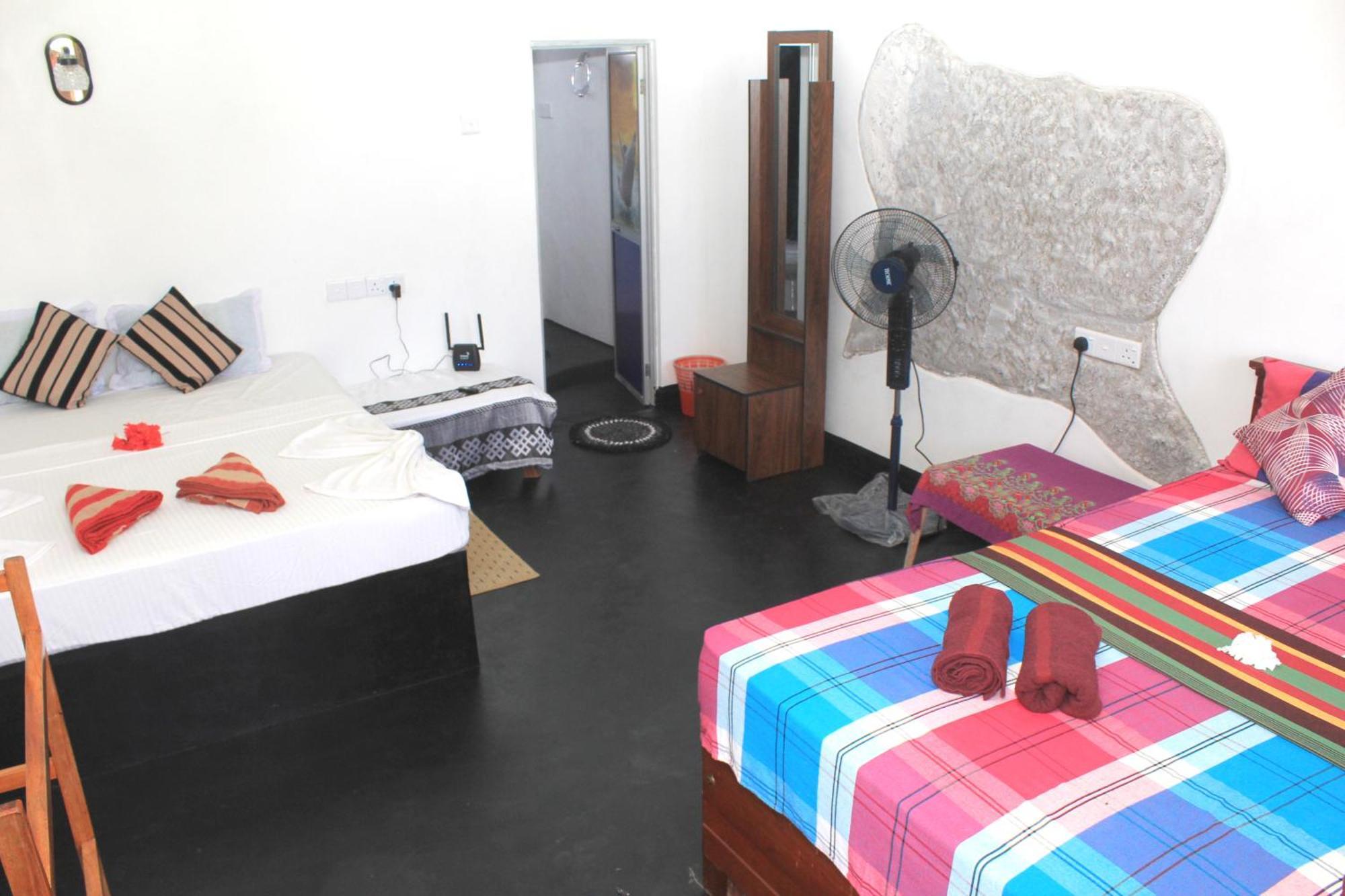 Sigiri Gayani Home Stay سيغيرِيا المظهر الخارجي الصورة